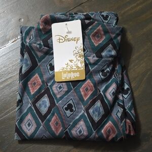 LuLaRoe Blue and Pink Diamond Pattern Leggings